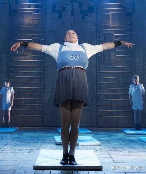 音乐剧玛蒂尔达我可以扇动翅膀飞越星星但我不是奇迹