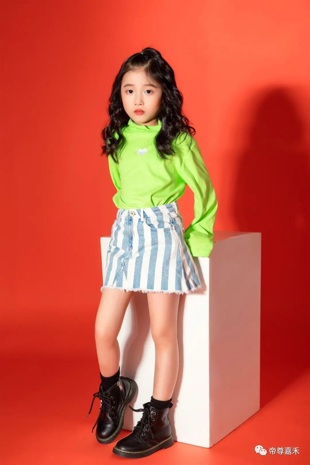 帝尊嘉禾儿童模卡casting精选时尚简约超模气场周佩涵
