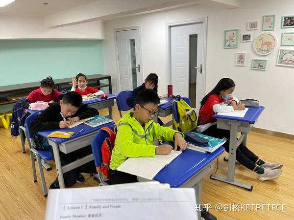 剑桥英语 B2 First（FCE）答题卡（下载及填涂建议） - 知乎