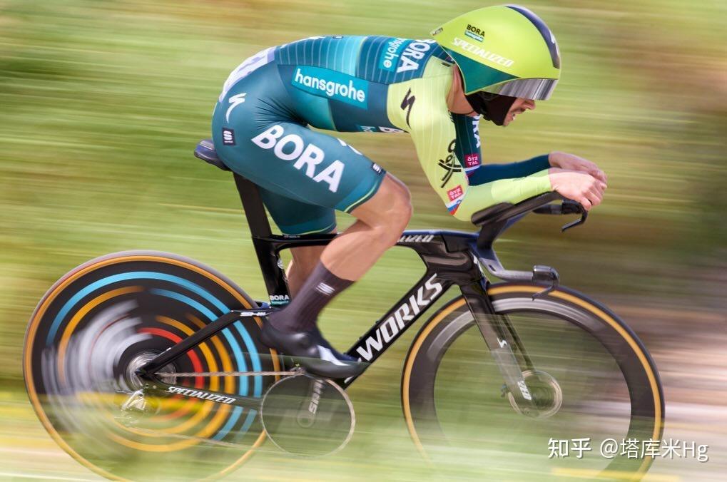 在第一赛段的itt中,罗格利奇迎来了自己在博拉车队的首胜.