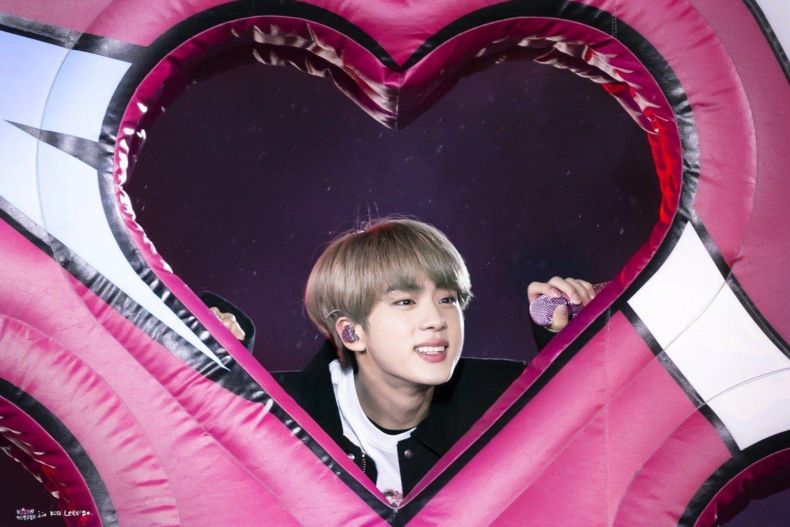 阿米集美们能谈谈是因为防弹的哪首歌让你入坑的嘛