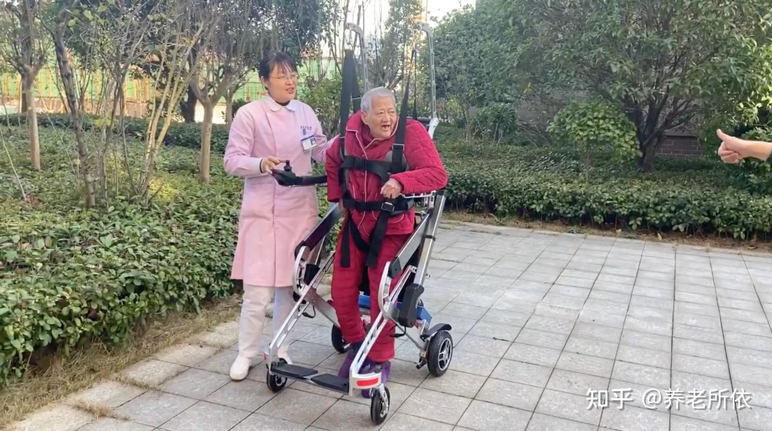 智能行走机器人,助瘫痪患者健步人生,站起来走路不再是梦! - 知乎