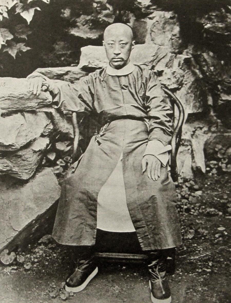 清朝的亲王要如何向大学士行礼：亲王秉政的开端 - 知乎