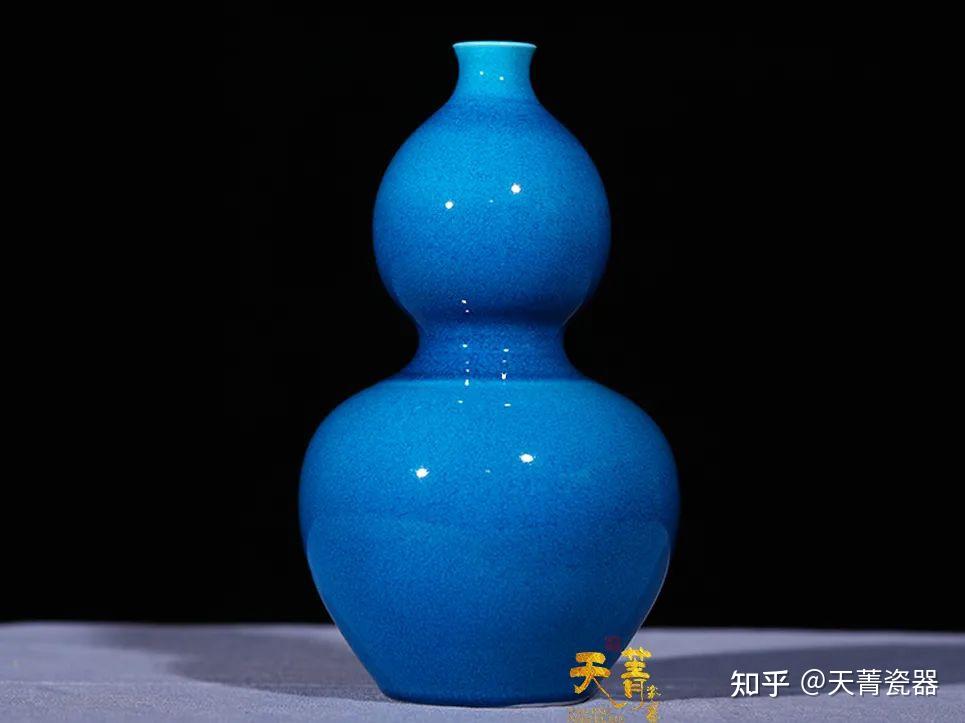 天菁瓷器：王国喜——中国珐琅彩第一人，百年首创瓷上彩虹七色，成果惊世