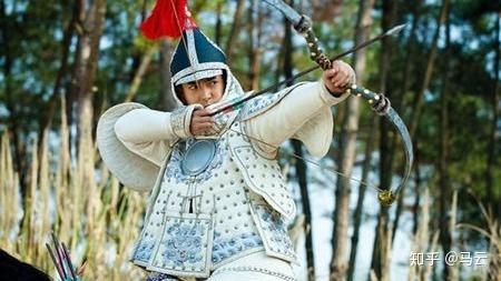 和珅怕章佳·阿桂的远因中的一个就是和珅的资历不如章佳·阿桂,章佳