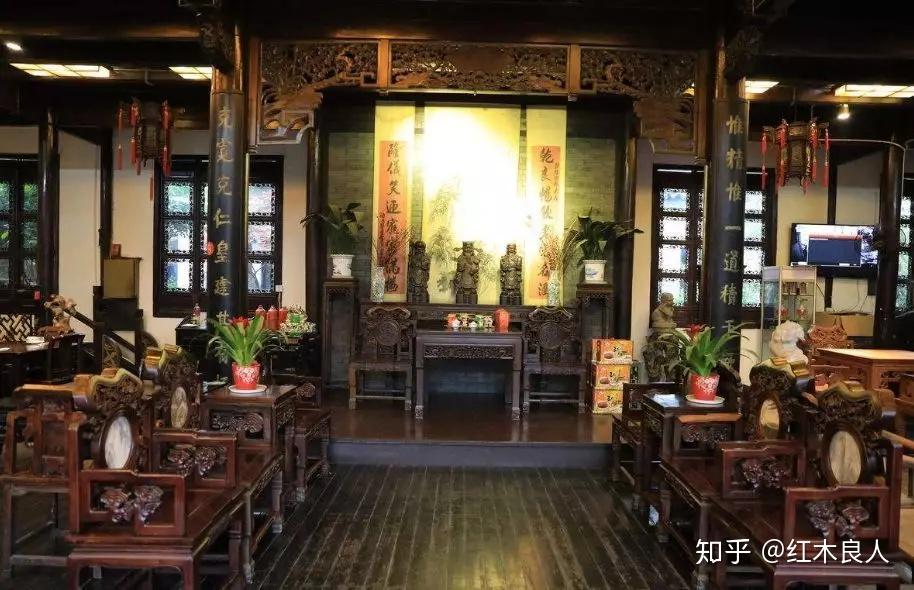 中国古代的客厅,称为厅堂,是会