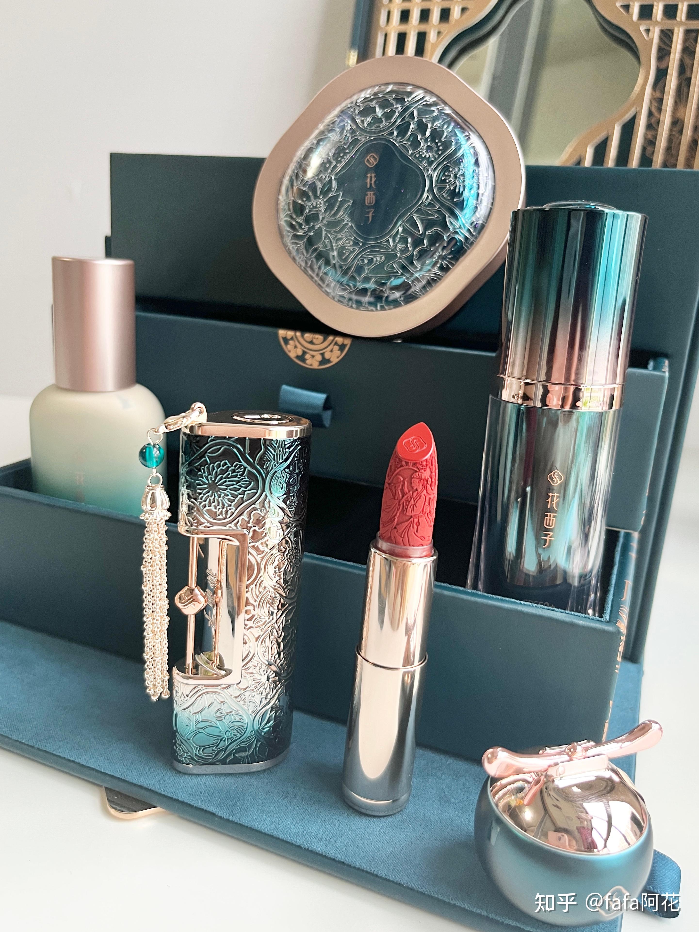 3,花西子东方妆奁1314版