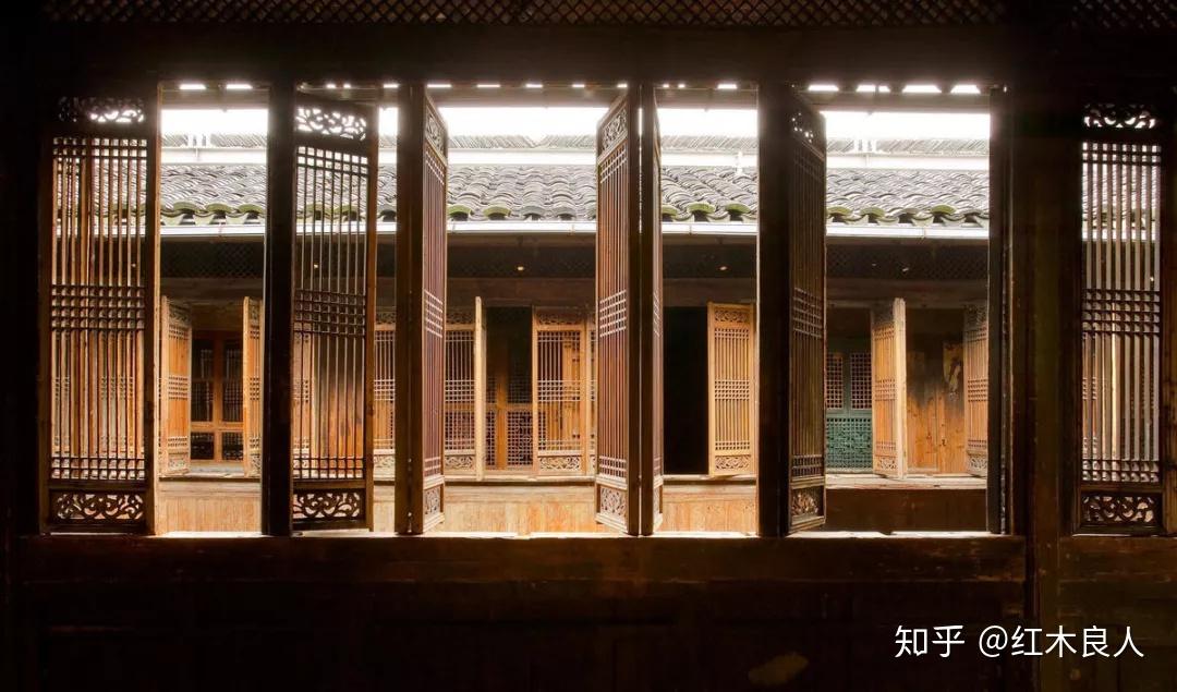 200年的中国古宅,美国人花7年整个搬走,连972块小石头都不放过