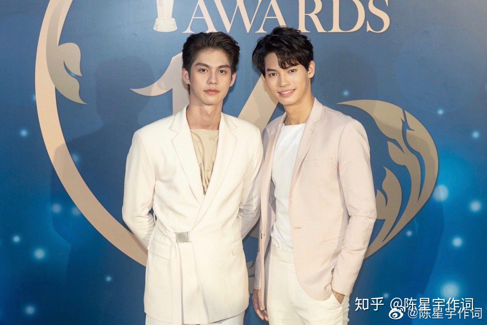 新生代泰剧人气偶像cp团战第16届泰国kcl颁奖礼komchadluek awards