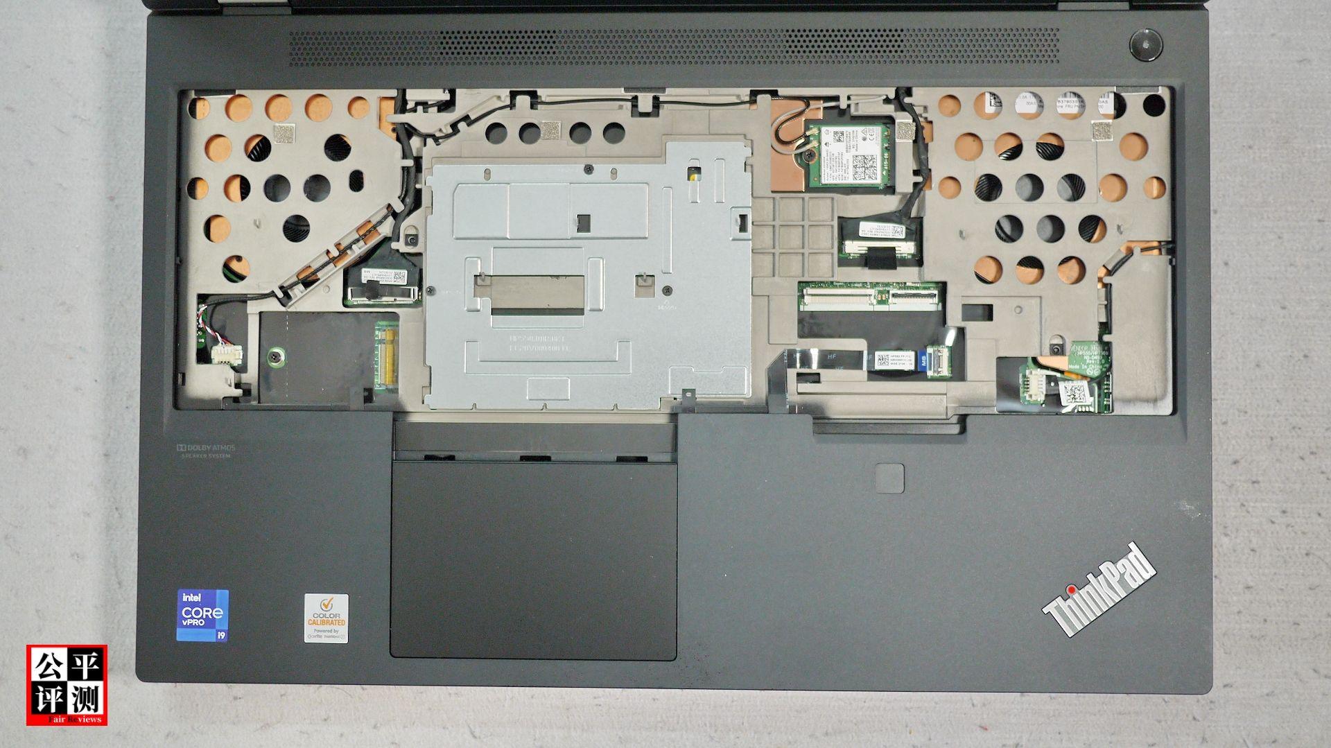 2021thinkpad重型移动工作站p15gen2p17gen2对比评测连载2拆解一胎