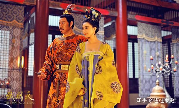 而且,长孙氏去世后,李世民想立弟媳杨妃为后,遭到了魏征的强烈反对,这