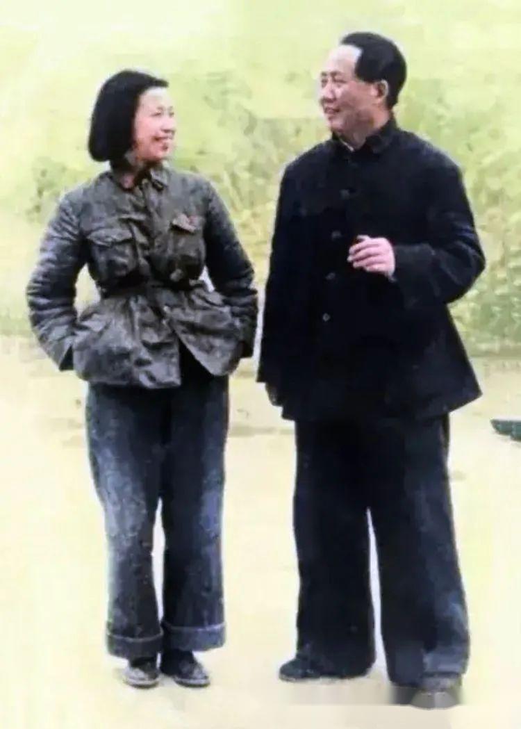 珍贵老照片:毛泽东与江青的珍贵合影 - 知乎