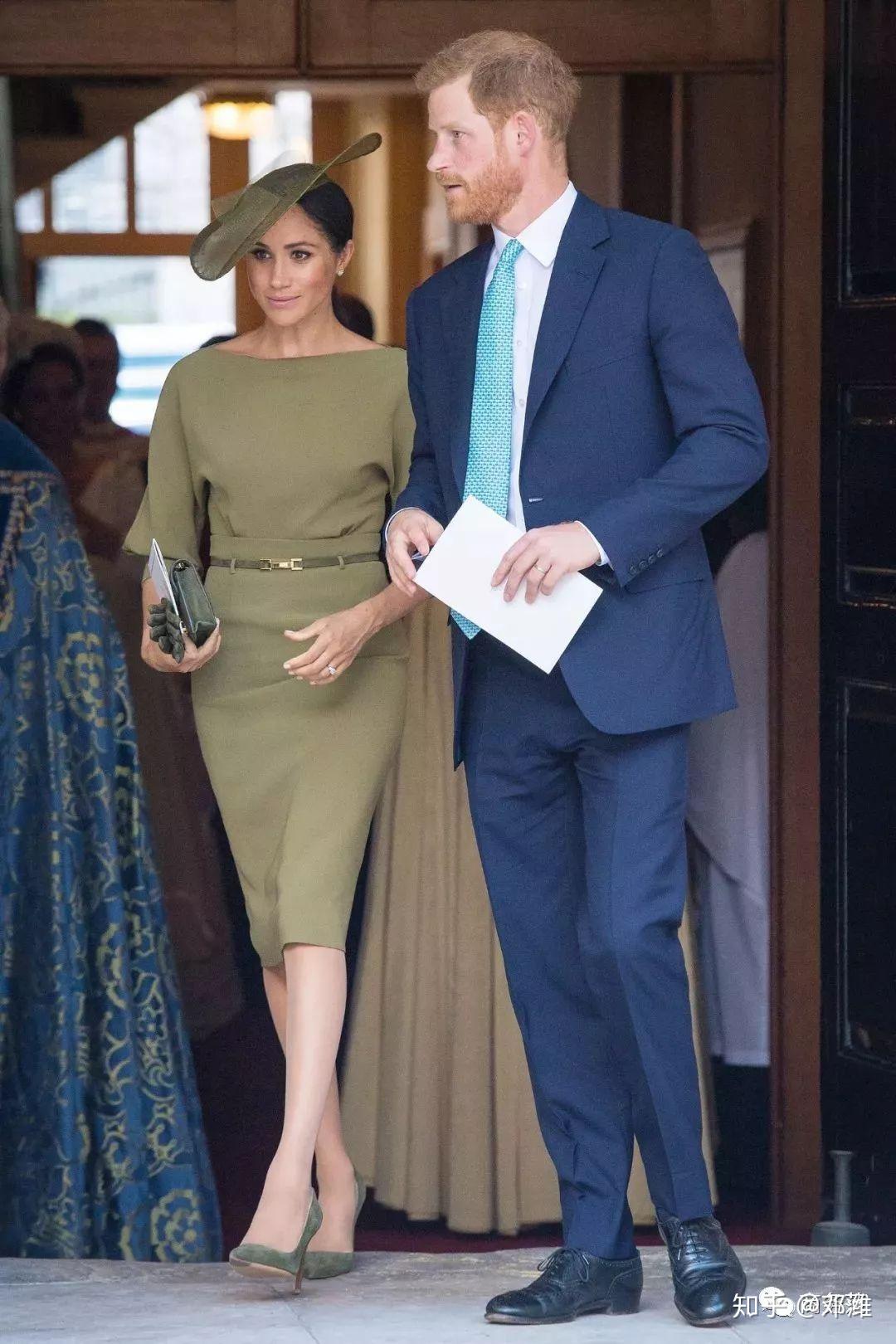 英国王室好节俭小王子受洗服177年查尔斯补丁西装穿n次