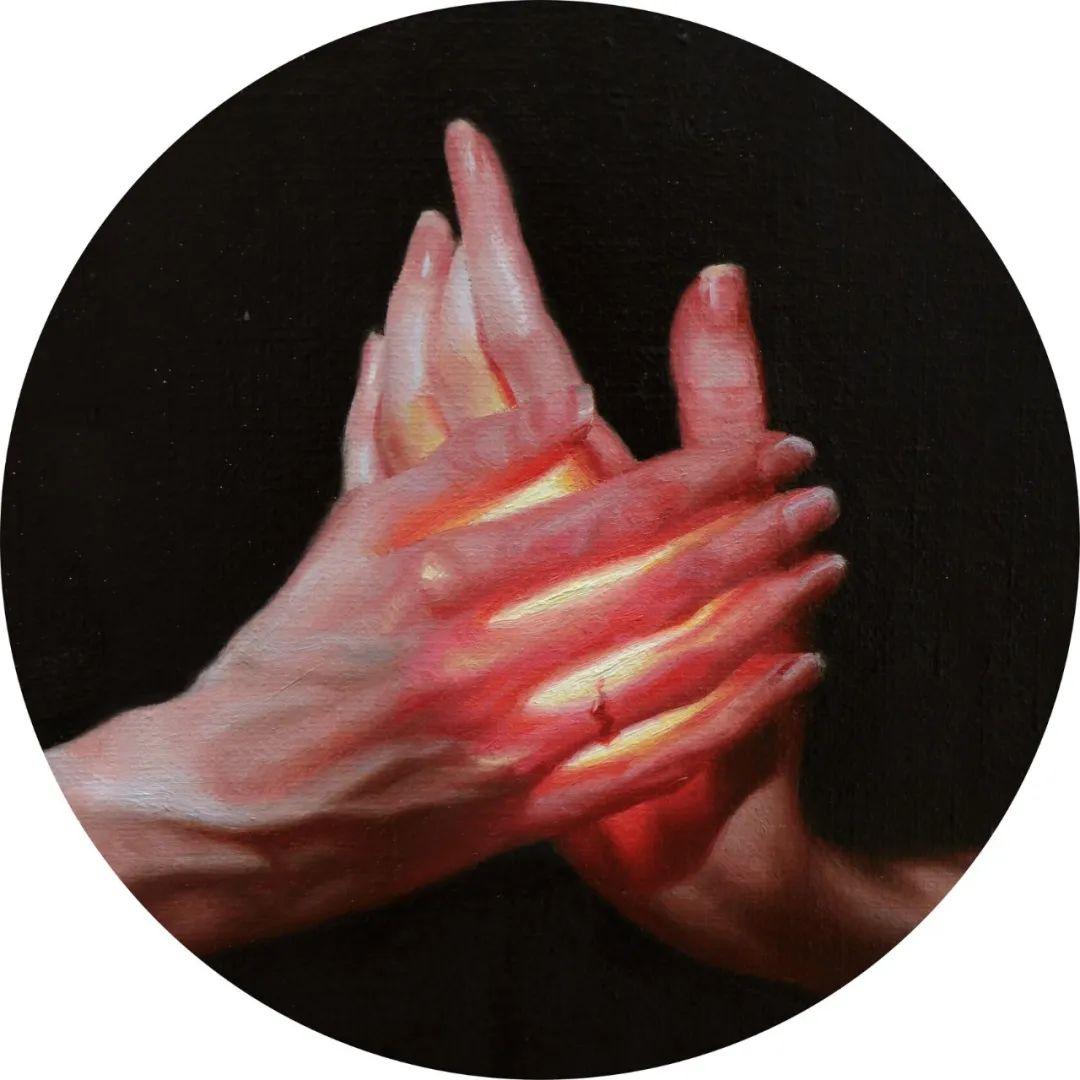 自学成才的90后美女画家用光绘画作品让人感觉温暖