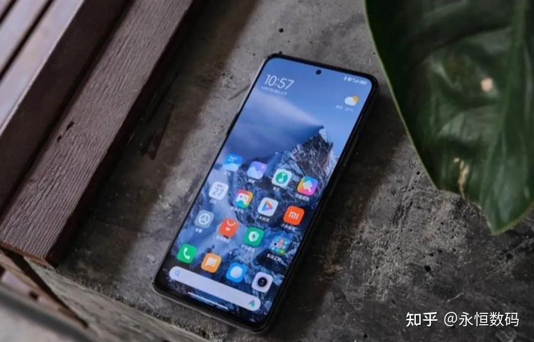 对于喜欢观看视频和听音乐的用户来说,红米note12t pro的立体双扬声器