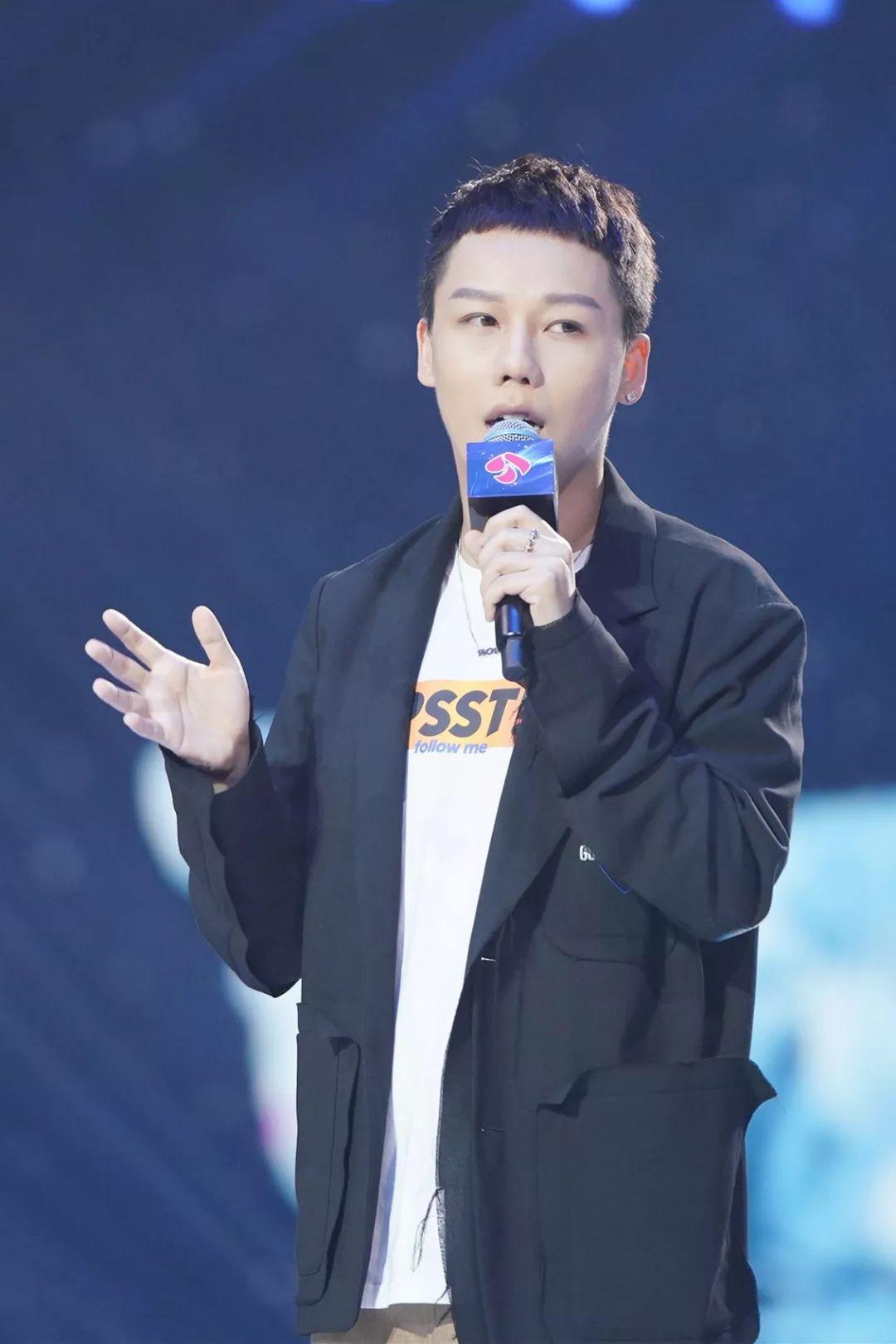 化身"音乐红娘",为好歌曲和好歌手牵线搭桥,号称音乐版"非诚勿扰"