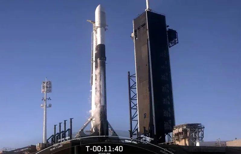 在美国升空的两颗台湾卫星失联了