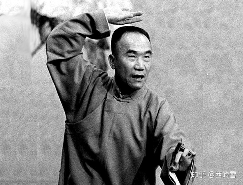 听说乔利元惨死在宪兵队里,侯宝林吓得够呛,马不停蹄逃回了关内