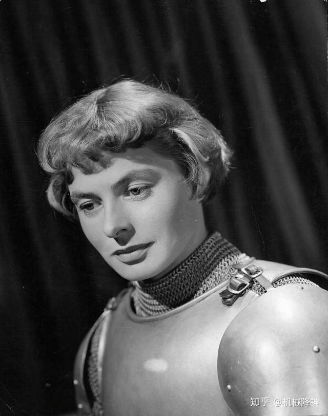 卡佩王朝卡佩王朝取代加洛林后并没有很强大,雨果·卡佩仓促晌换