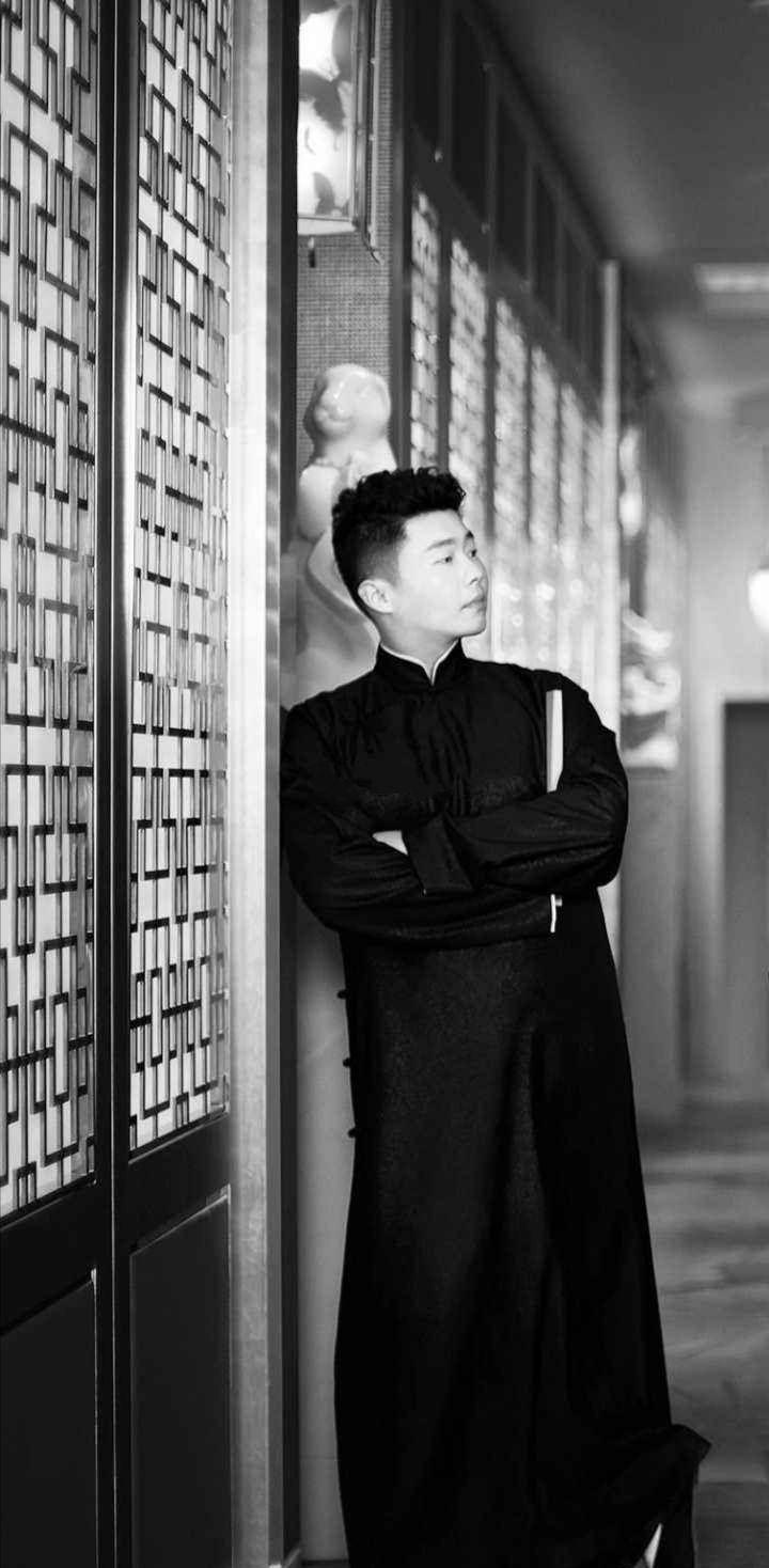 有没有德云社成员很霸气的黑白图片