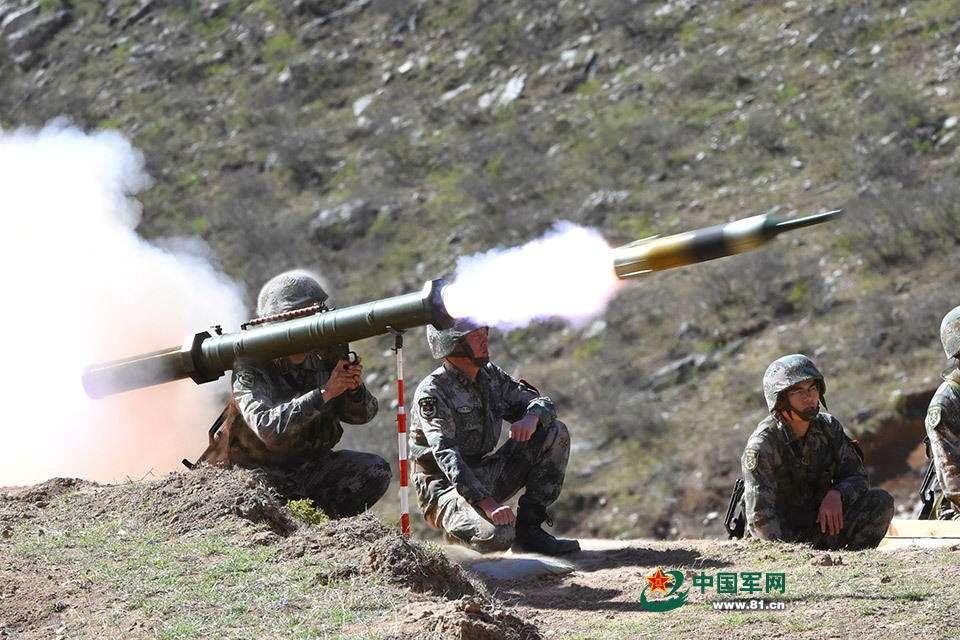 步兵能够携带的火炮只有迫击炮一种吗?为什么很少见到能够平射的便携火炮? - 知乎
