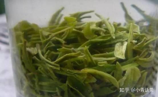 kaeru様専用最高級中国名茶【貴州省正安白茶】最高級錦緞張り箱付き