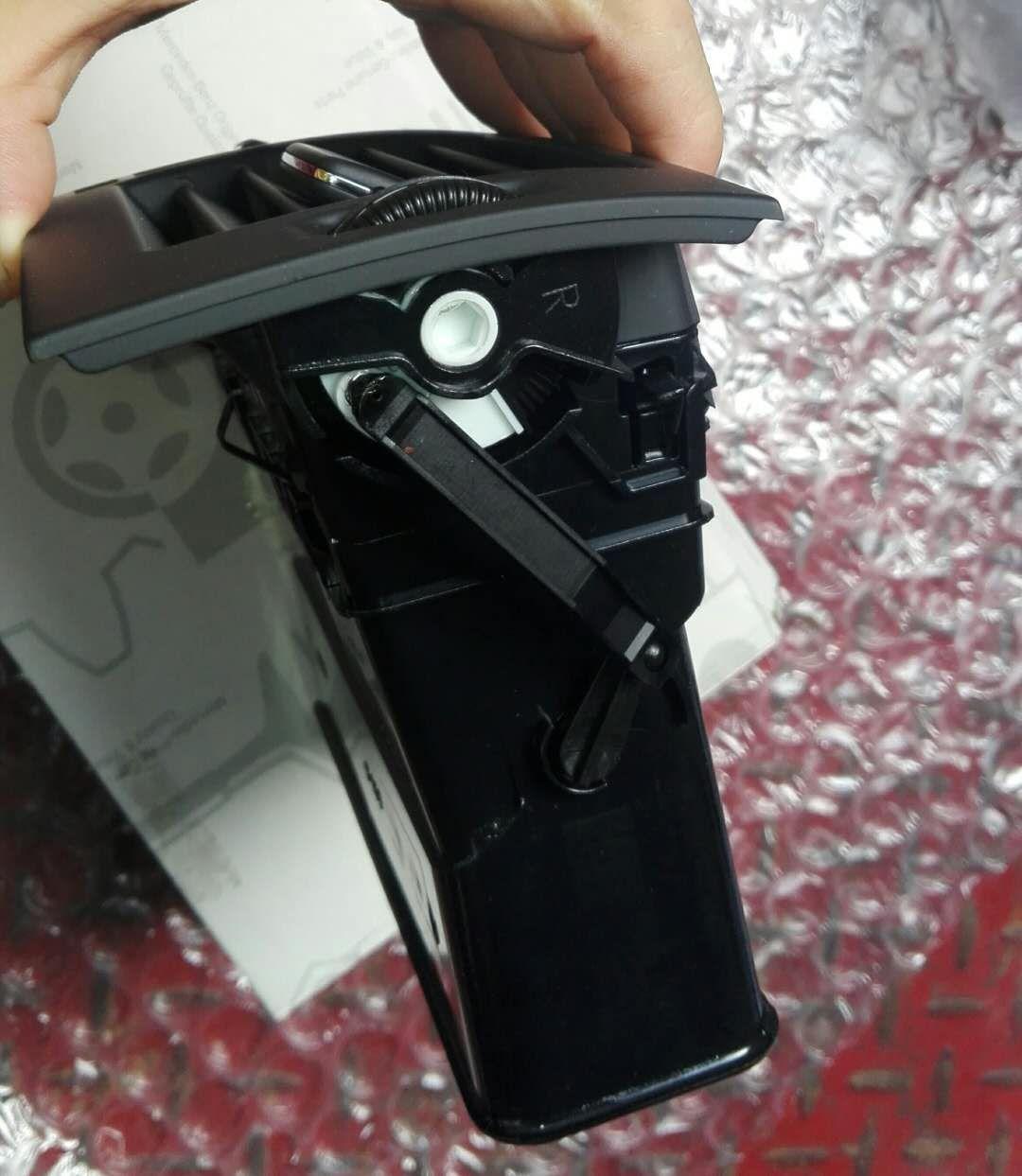 奔驰b200空调出风口