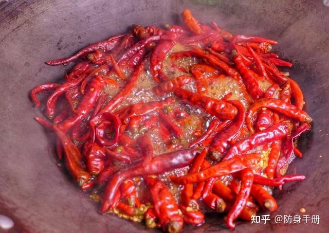 如何在家自制防狼喷雾diy辣椒水教程 - 知乎