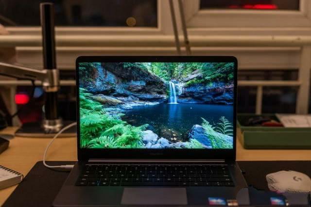 怎么买到国外的电脑 v2-7dbf5269b2a9f85c7139099c01a7f8ae_r.jpg