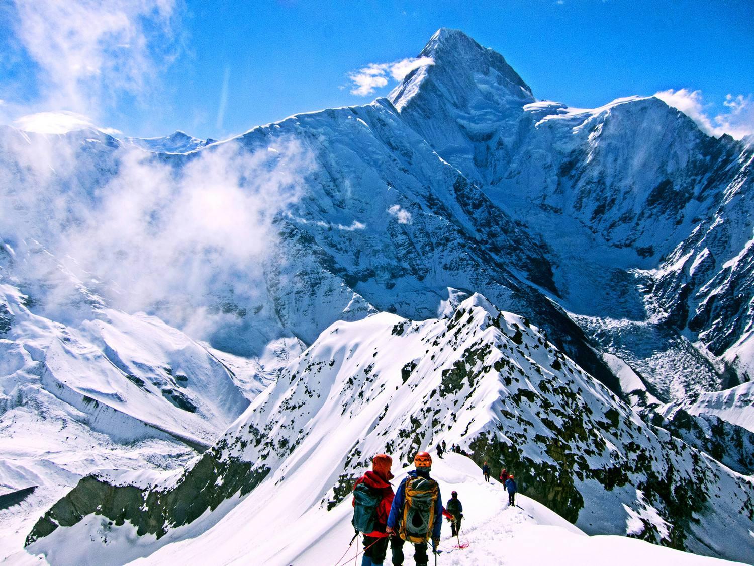 如何开启人生的第一次雪山攀登？ - 知乎