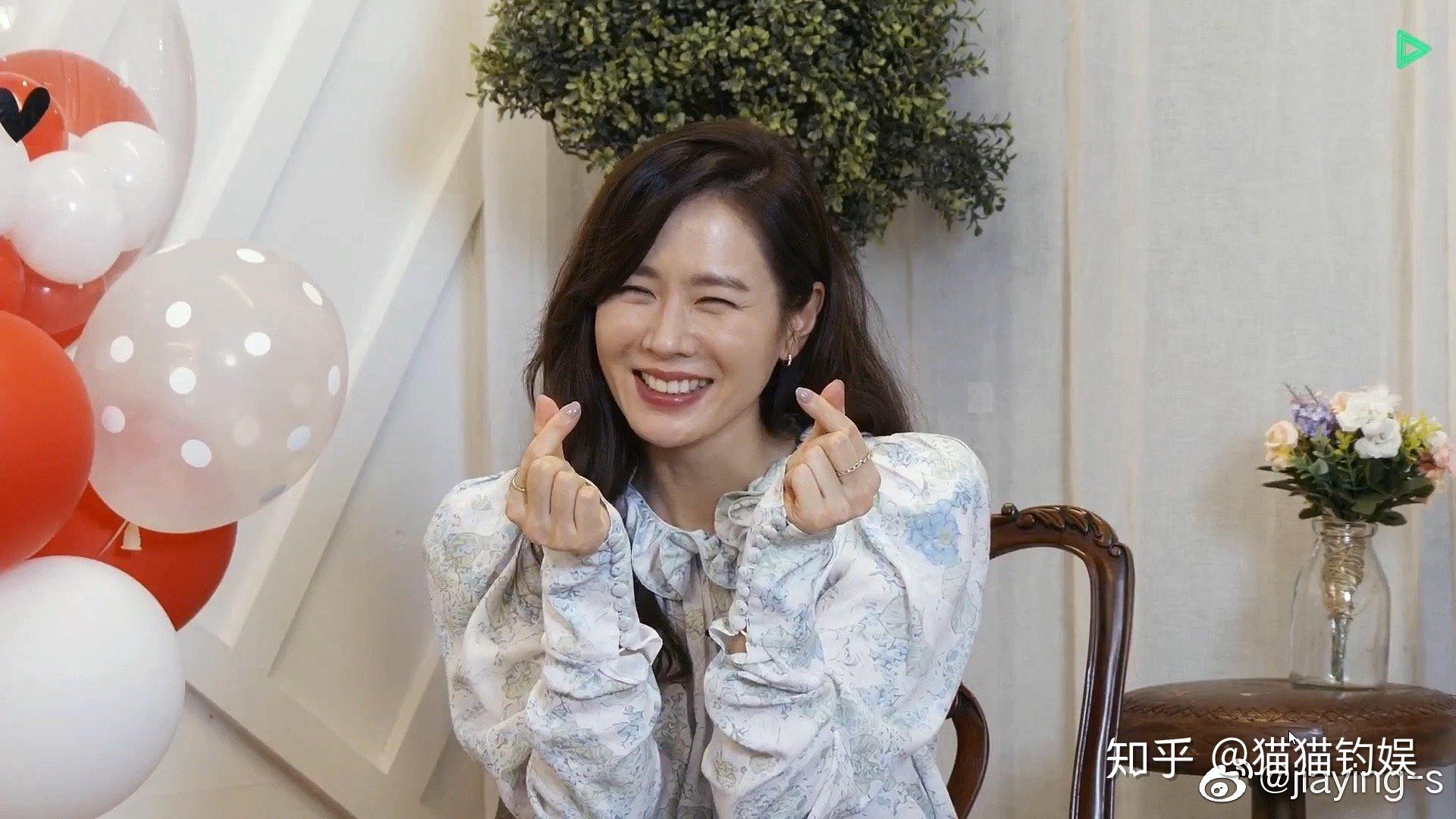 孙艺珍首个线上fm现神秘嘉宾,女神自爆驻颜术,提及玄彬变结巴