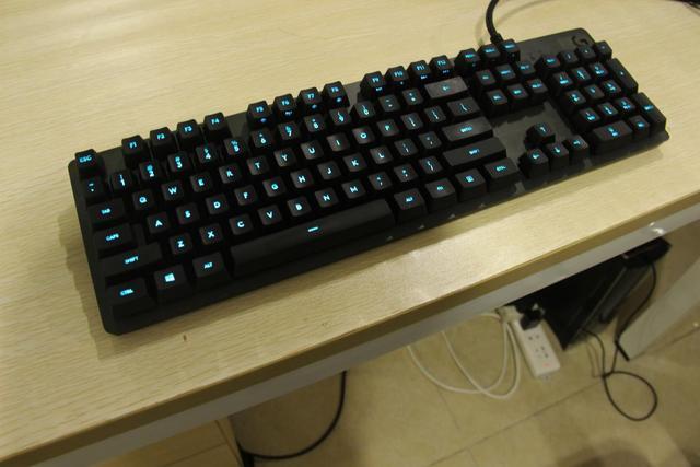 极简外衣下的炫酷灯效罗技g512机械键盘测评