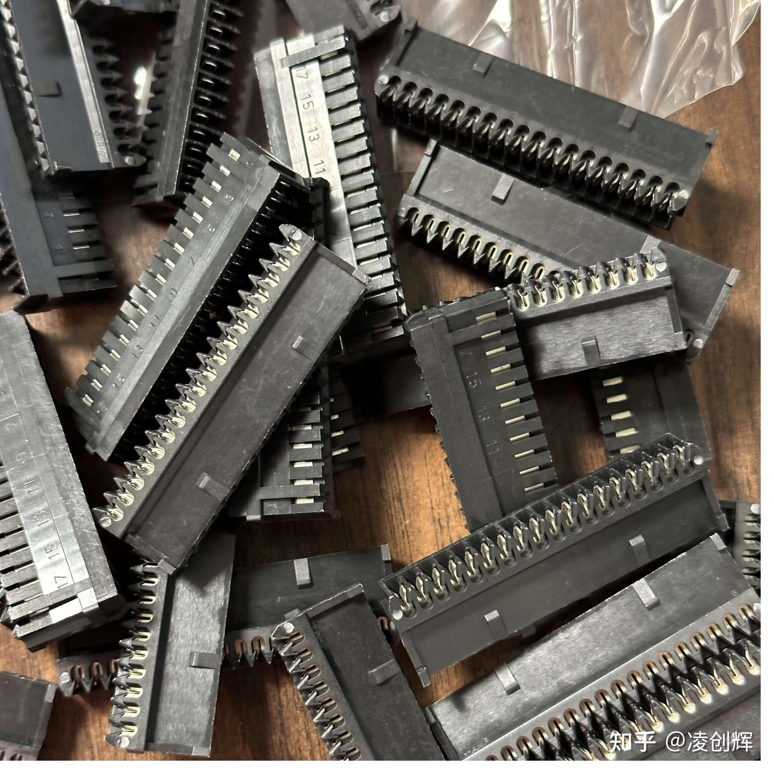 TE泰科进口连接器的介绍,附上两款连接器的对比 - 知乎