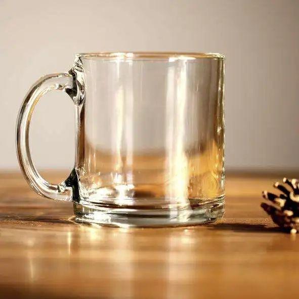 倒热水时为什么厚的玻璃杯更容易炸裂