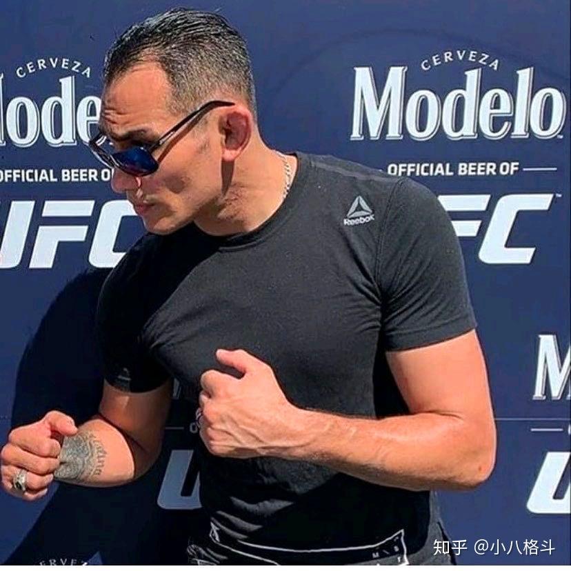 悲情英雄夜魔弗格森穷人的孩子早当家在生活面前夜魔还是低头了