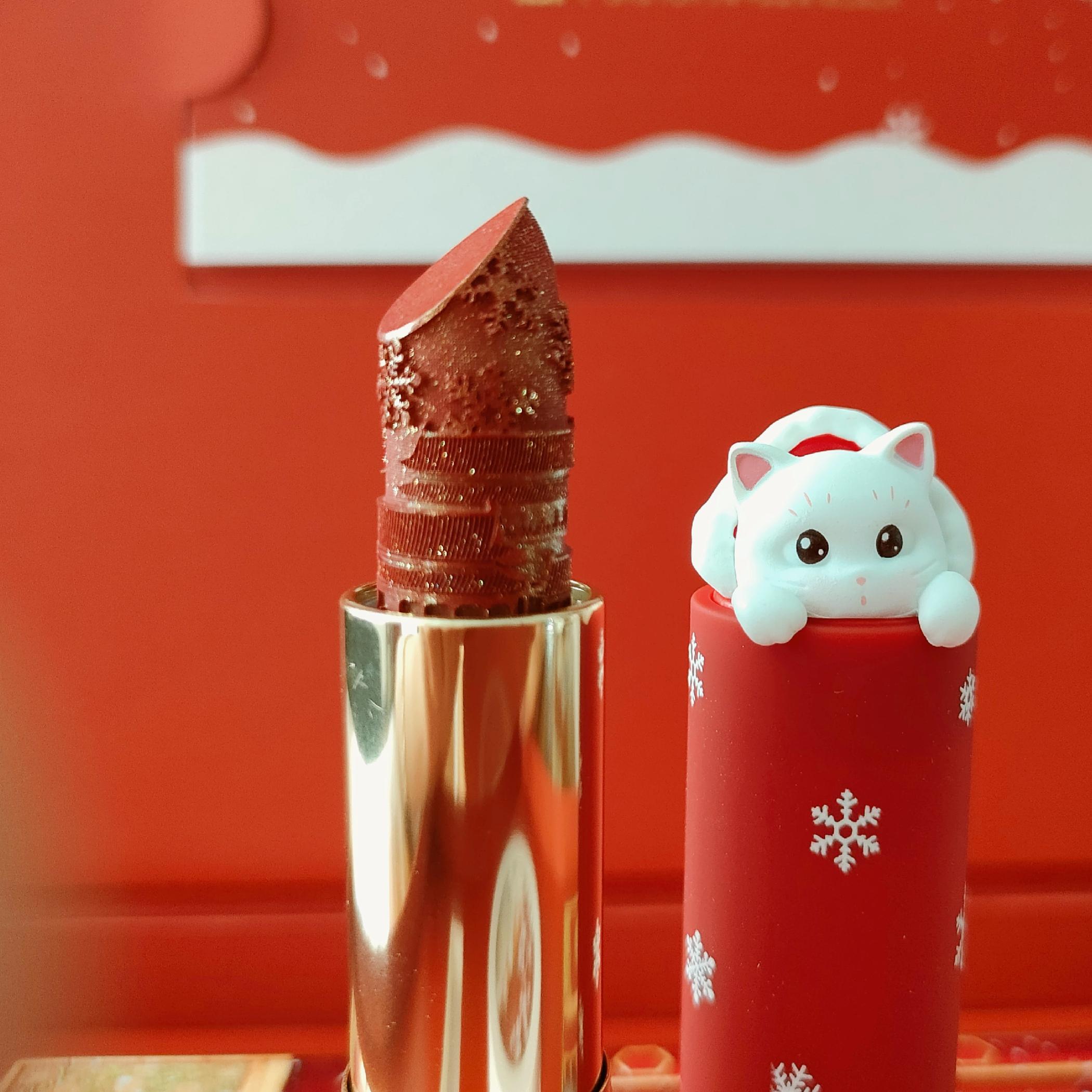 11.故宫淘宝文创故宫的雪彩妆口红礼盒