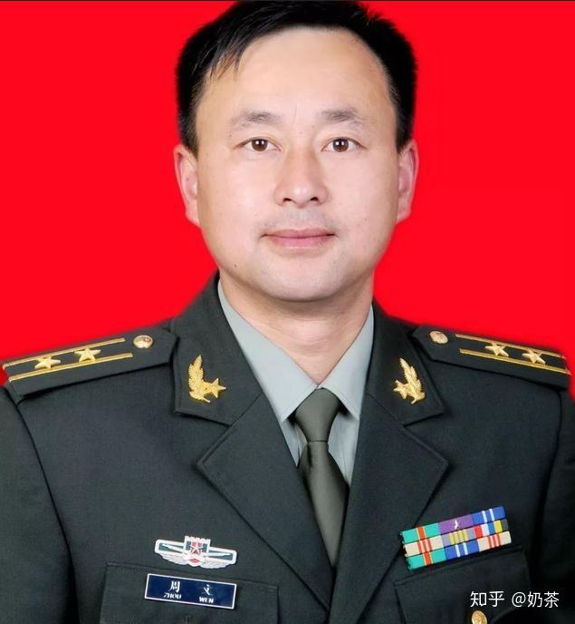 为人民服务不是句空口号转业军医周文坚持义诊服务群众