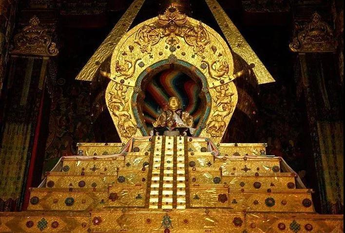 去西藏旅行见证文成公主的传奇布达拉宫的黄金是否真有那么多