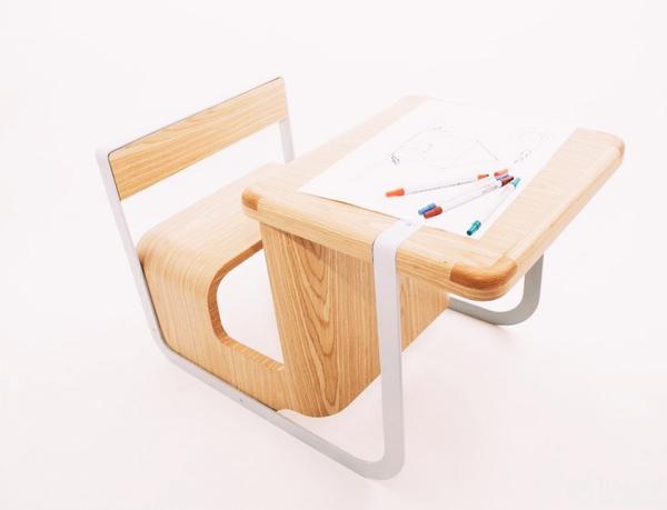 可当椅子和书桌的多功能家具设计