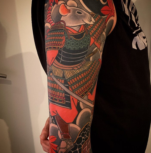 纹身艺术家德国帅大叔的日本传统纹身之旅