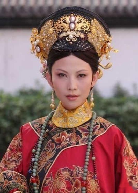 《甄嬛传》里的纯元皇后是一个大好人,但她的确亏欠妹妹太多