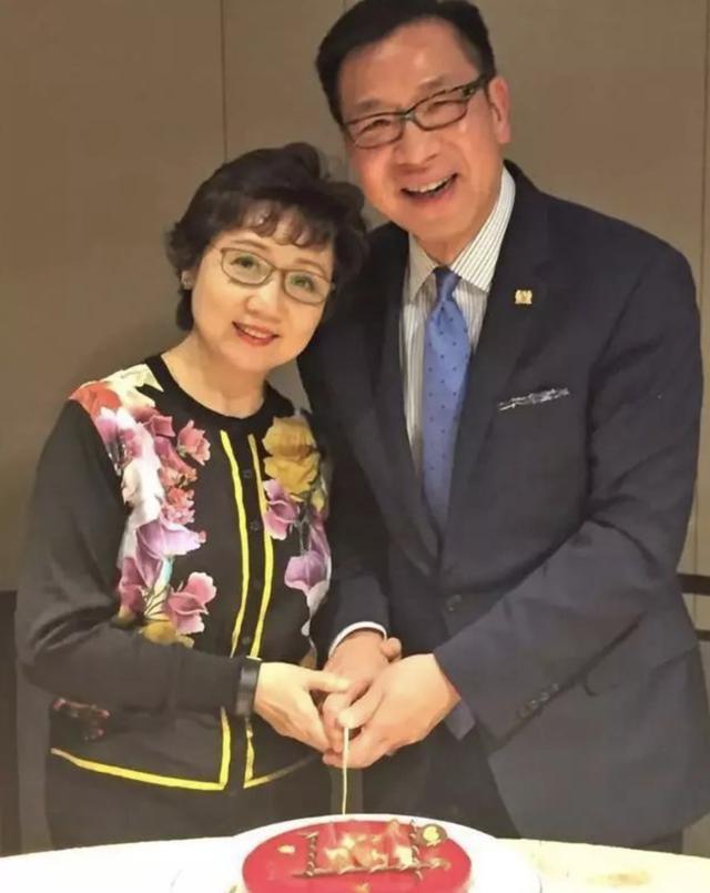 如何评级歌手张德兰? - 知乎