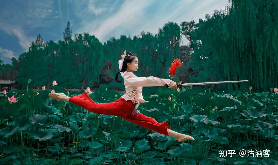 中国古典舞中长穗剑舞的穗法研究:历史传承与技艺探索 - 知乎