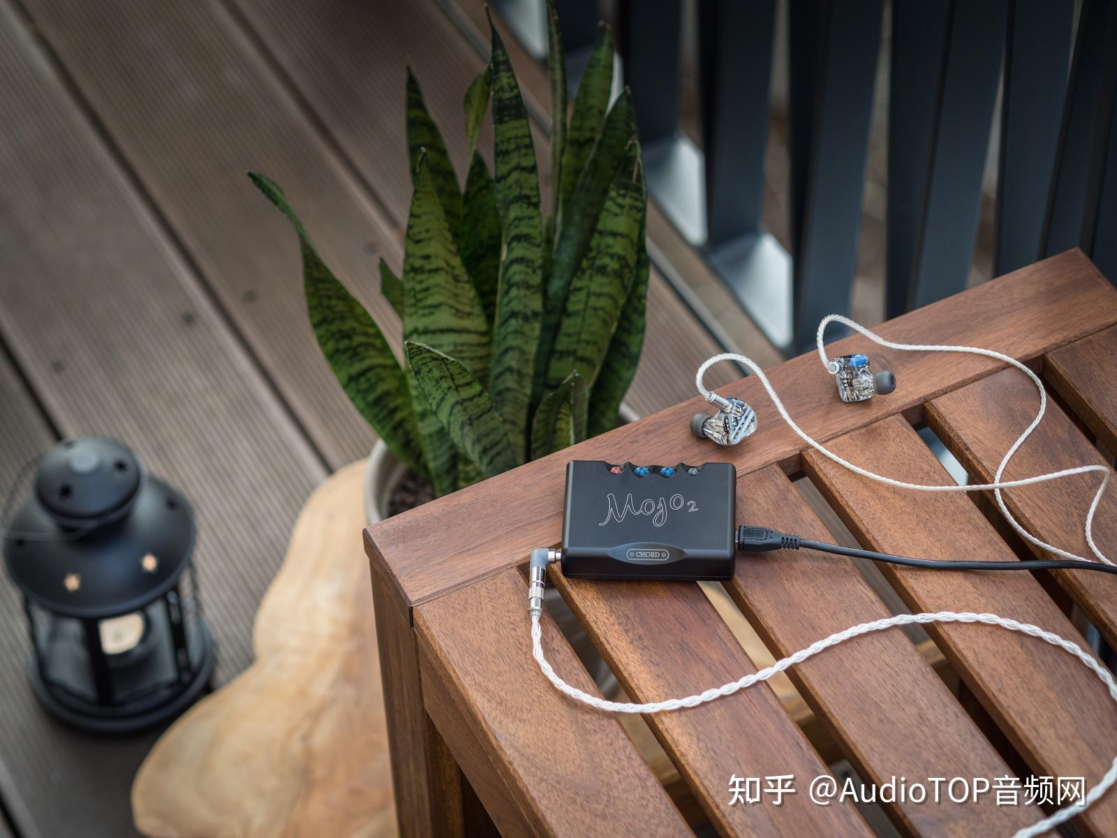 和弦发布新一代便携解码耳放mojo2