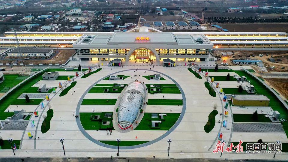 对话西峰 | 短短12分钟,提及23次产业,政府对招商有多重视?