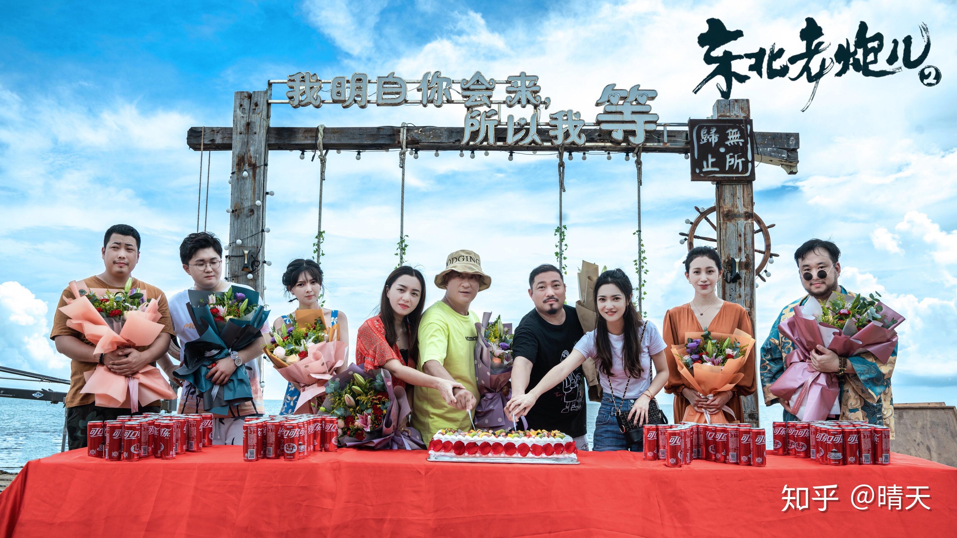 在影视剧组实习完以后的总结希望对即将学习化妆的同学有一定的帮助