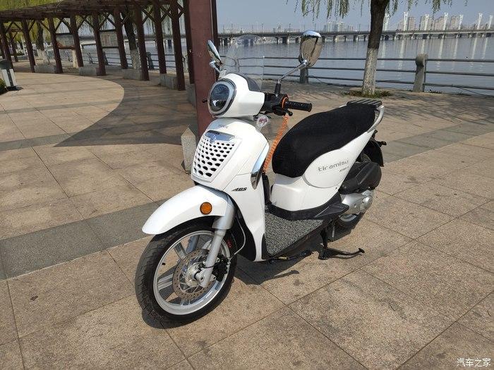 金城阿普利亚圣甲虫200at国四abs版提车作业