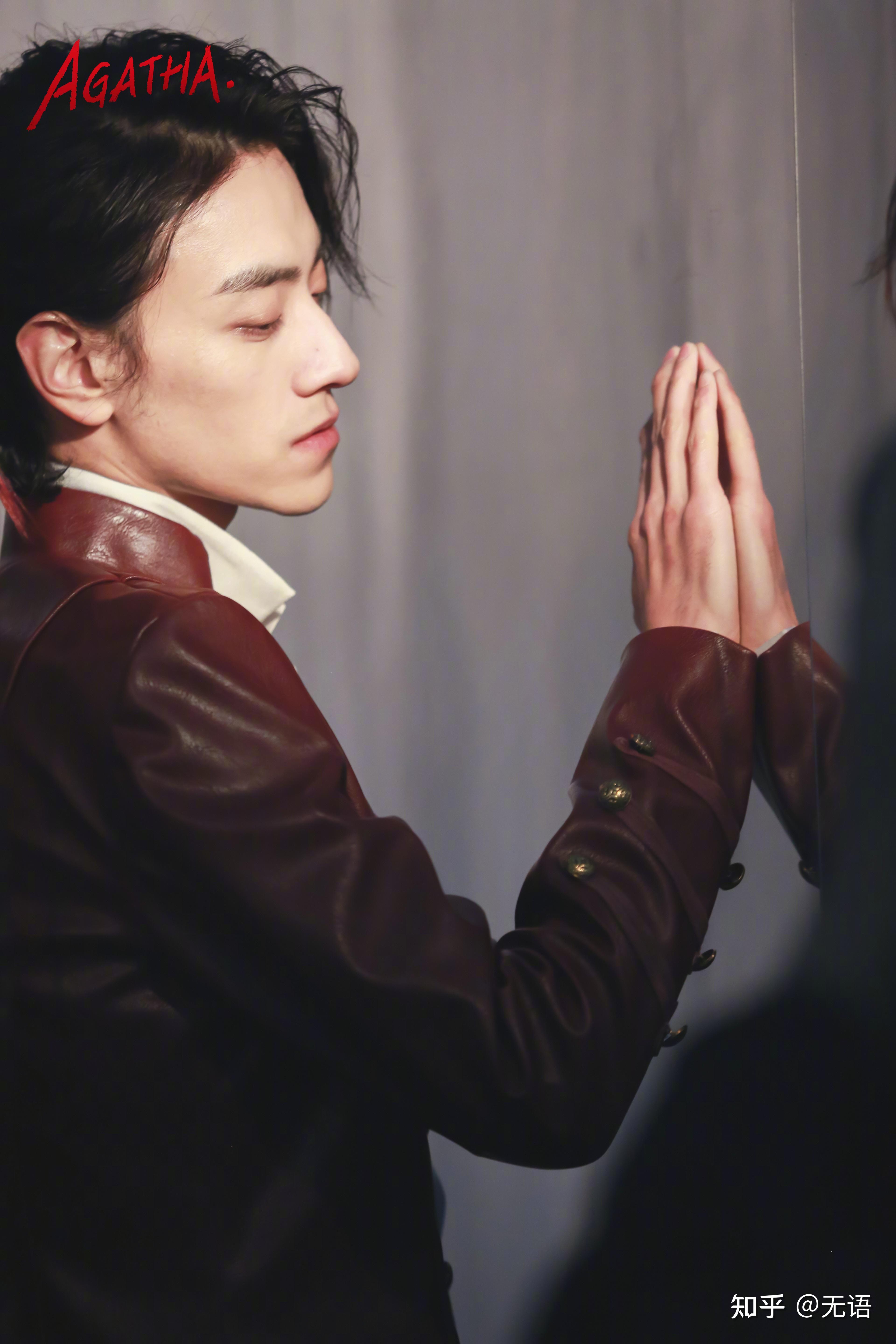 郑云龙来了!龙roy来了!进入音乐剧《阿加莎》时段!