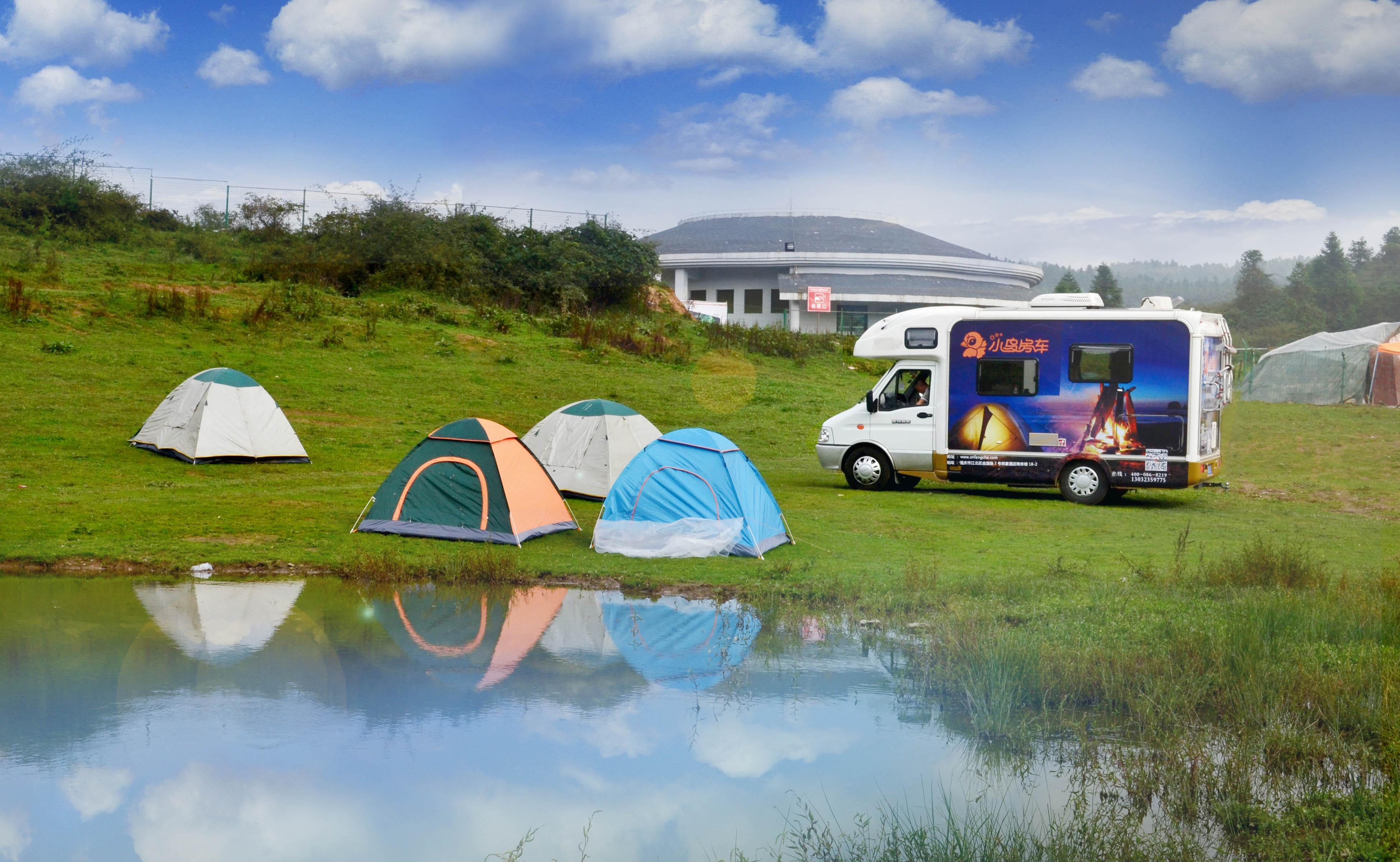 重慶第一家專業房車旅遊小鳥房車