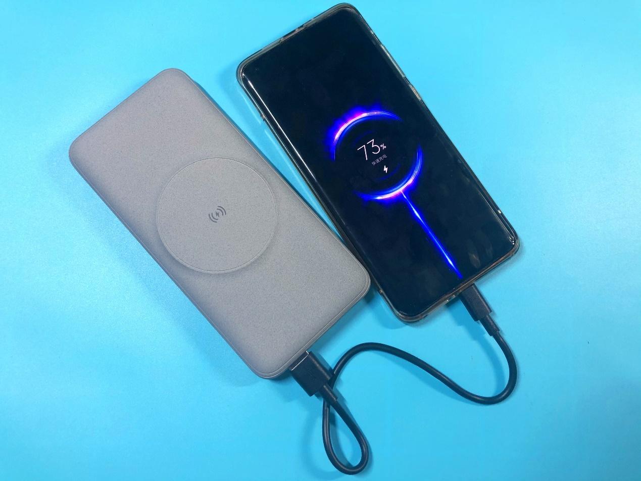 20000mAh也能如此轻薄,充电还这么快,南卡无线快充充电宝有料
